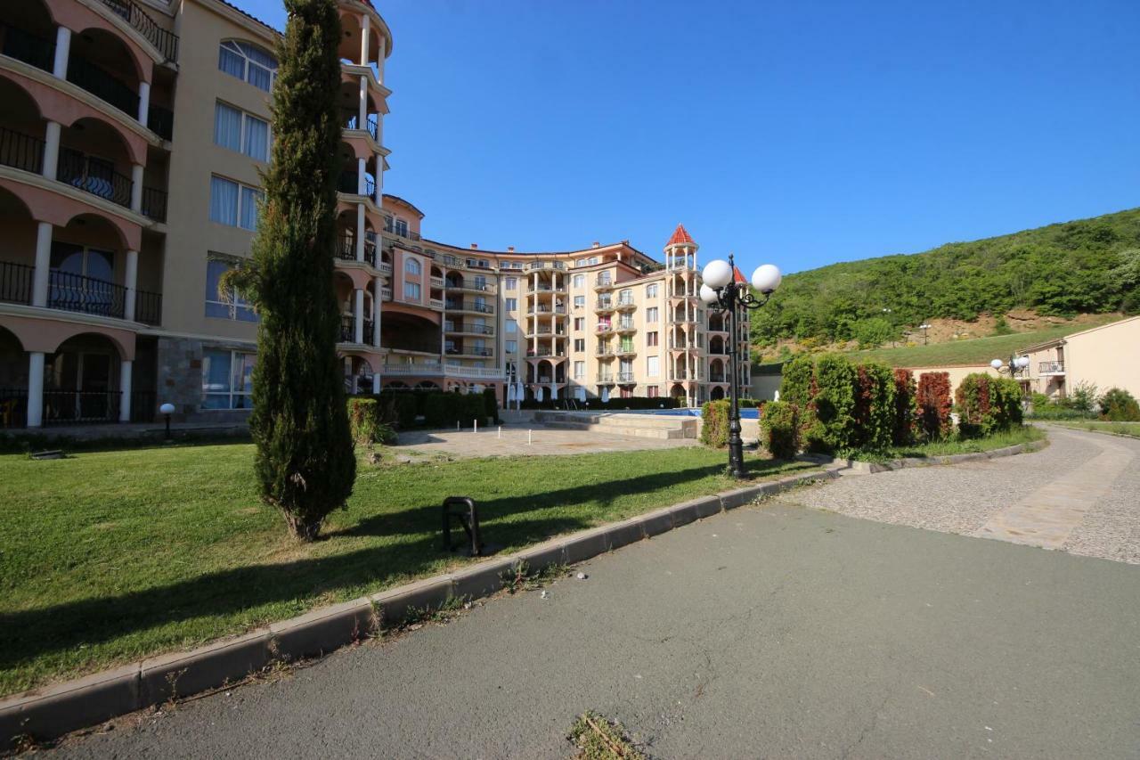 Menada Negresco Apartments Elenite Exteriér fotografie