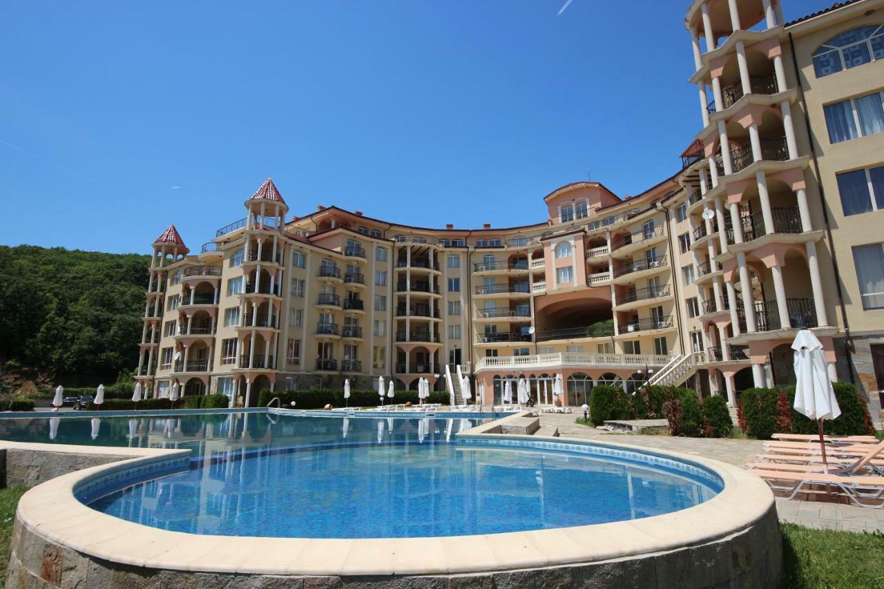 Menada Negresco Apartments Elenite Exteriér fotografie